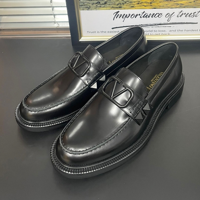 ヴァレンティノ メンズ ブラックローファー - - val409x