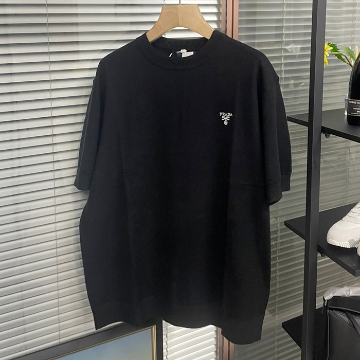 プラダ メンズ クルーネック 半袖Tシャツ - Crew Neck  - prc321x