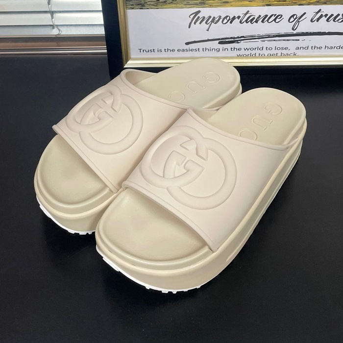 グッチ レディース インターロッキング G スライド サンダルスリッパ - Ivory  - gu1069x