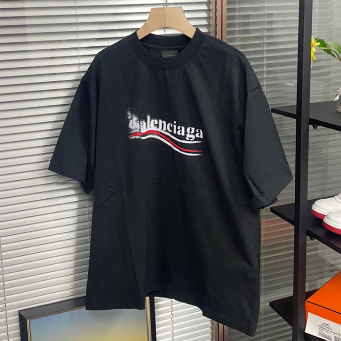 バレンシアガ メンズ ブラック 半袖Tシャツ -   - bac212x