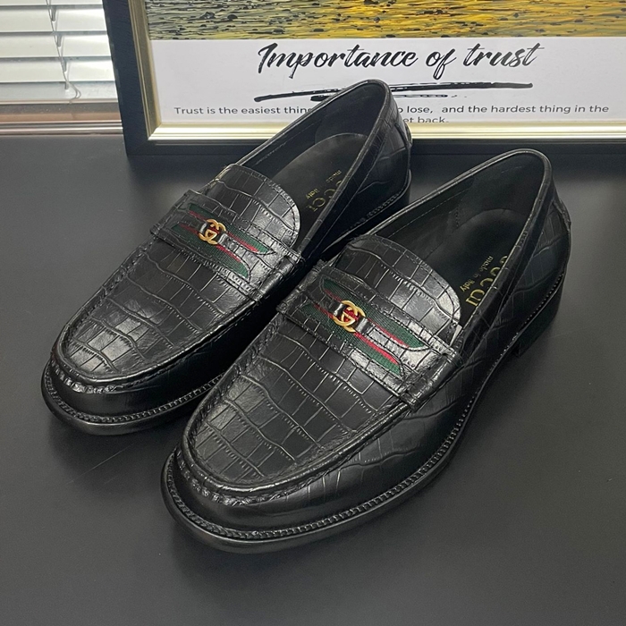 グッチ メンズ LOGO ブラックローファー -- guc05091x