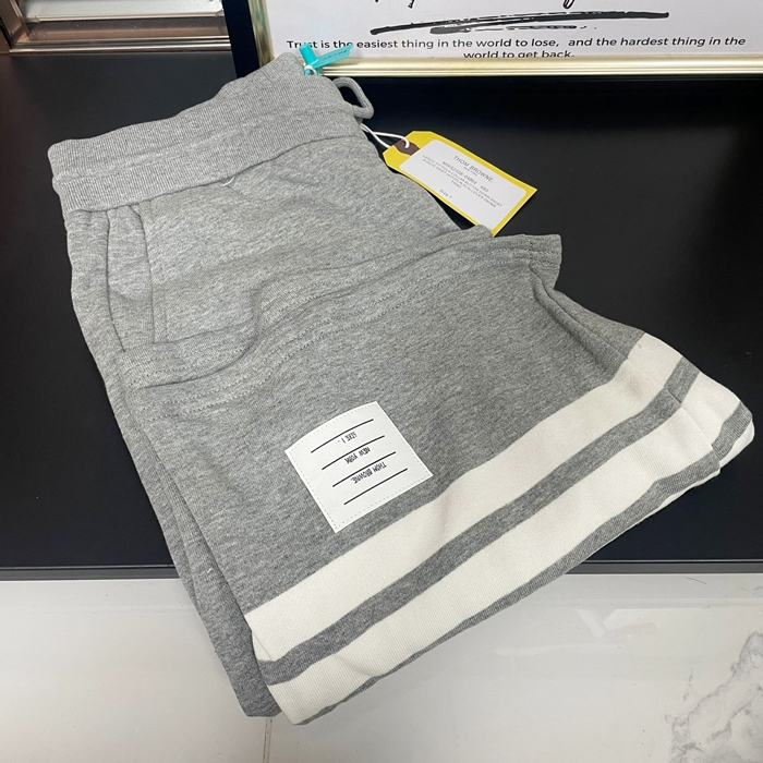 トムブラウン メンズ グレー ハーフパンツ - Gray Half-pants - thc56x