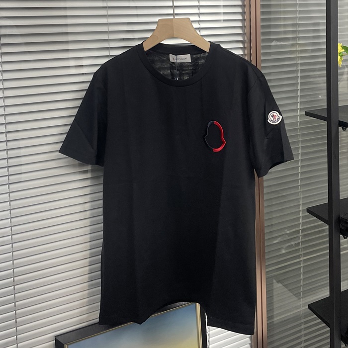 モンクレール メンズ ブラック クルーネック 半袖Tシャツ -  - mo133x