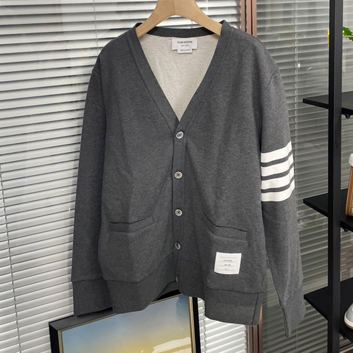 トムブラウン メンズ Vネック ダークグレー カーディガン - Gray  - thom0620x