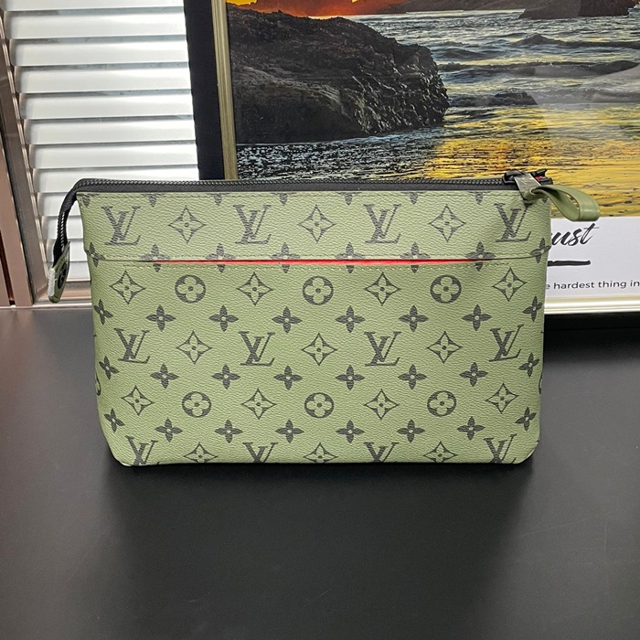 ルイヴィトン メンズ ポシェット ボヤージュ スプル M82008 -  Pochette Voyage Souple - lvb1826x