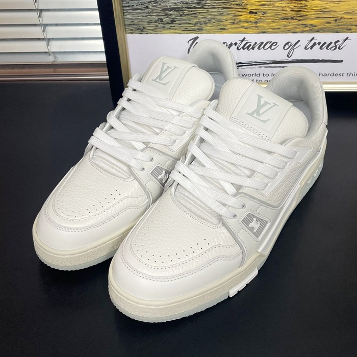 ルイヴィトン メンズ LV トレーニング ホワイト スニーカー  -  White  - lv1946x