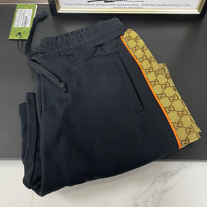 グッチ メンズ カジュアル ブラック ハーフパンツ -Half-pants - guc334x