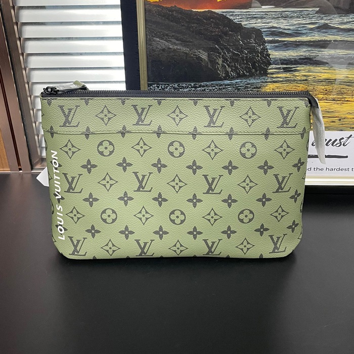 ルイヴィトン メンズ ポシェット ボヤージュ スプル M82008 -  Pochette Voyage Souple - lvb1826x