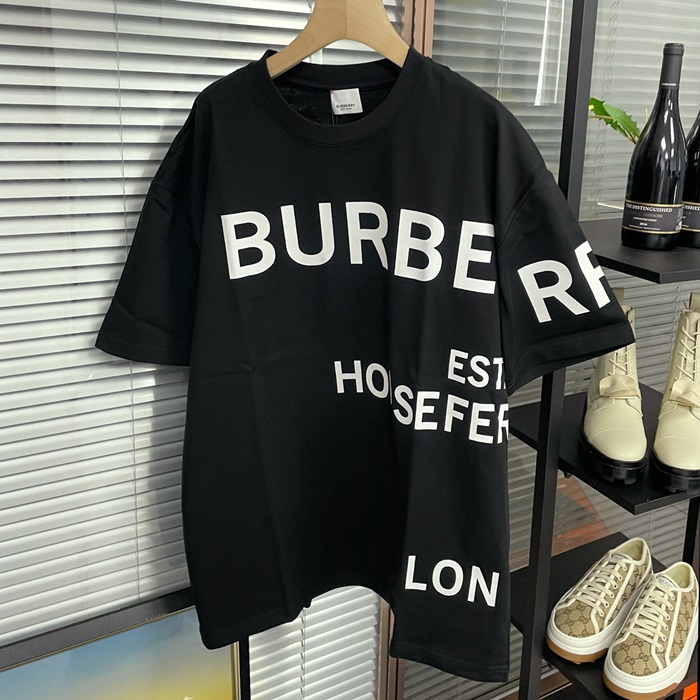 バーバリー メンズ ブラック 半袖Tシャツ -  - buc338x