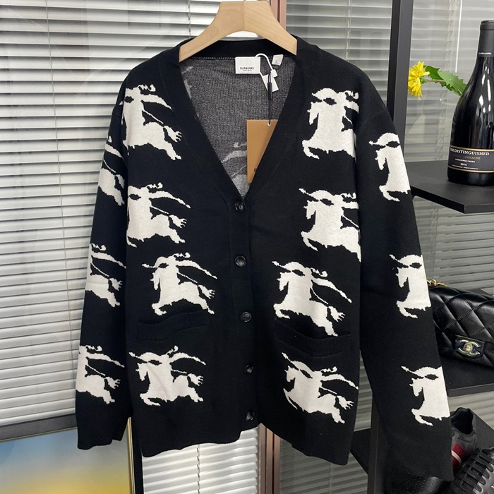 バーバリー メンズ ブラック Vネック カーディガン -  - bu334x