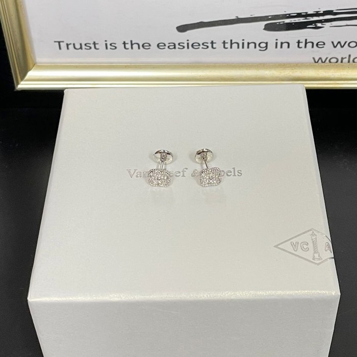 ヴァンクリーフ＆アーペル レディース ホワイト ゴールド イヤリング -   Gold Earrings - acc1999x