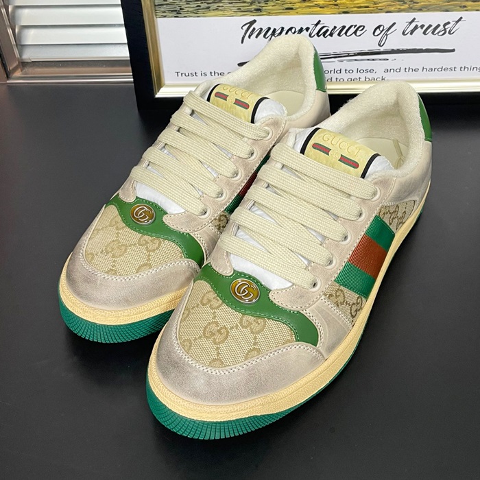 グッチ ユニセックス グリーン スニーカー -Green - gu640X
