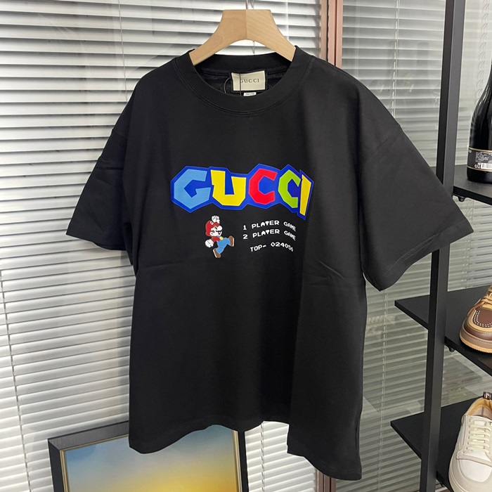 グッチ メンズ ブラック クルーネック 半袖Tシャツ -Short sleeved T-shirts - gu349x