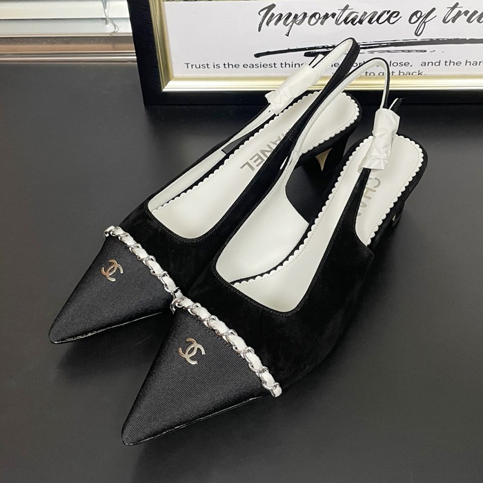 シャネルレディース スリングバック スエード カーフスキン  メタル & ブラック グレー  -  Sandals - ch549x