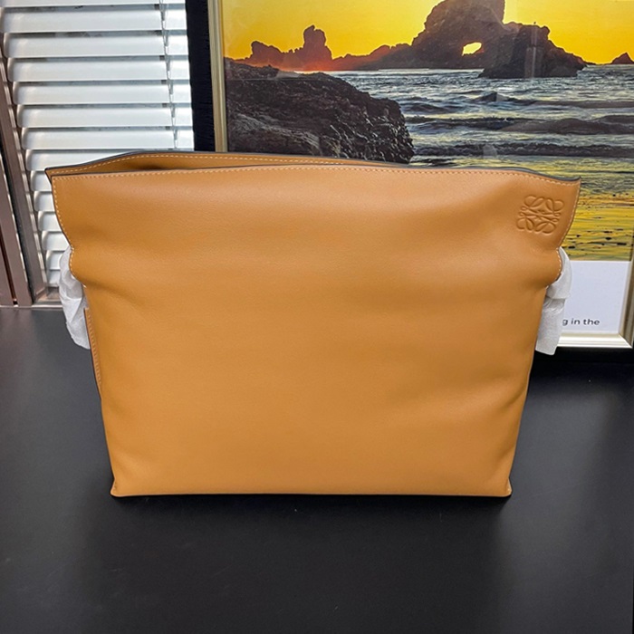  24,LOEB0541 - ロエベレディースレザークラッチバッグ,24cm,キャメル