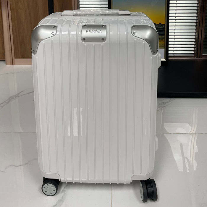 リモワ ハイブリッド ホワイト キャリーバッグ -  White Carrier - ric139x