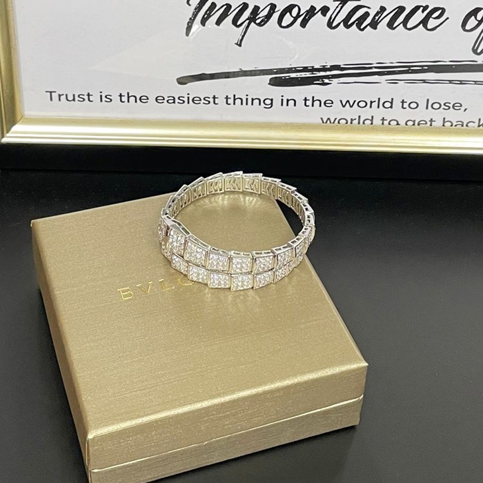 ブルガリレディース ゴールド ブレスレット - Bvlgari  Gold Bangle - acc1443x