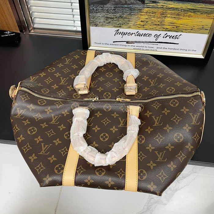 ルイヴィトン メンズ モノグラム キーポル M41418 ,45cm -  lvb1765x