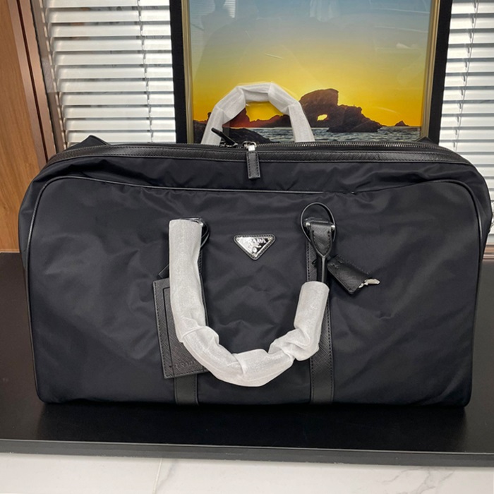 プラダ メンズ リナイロン サフィアーノ ダッフルバッグ  -pr739x