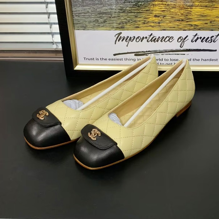 シャネルレディース ベージュ フラット -  Shoes - ch31x