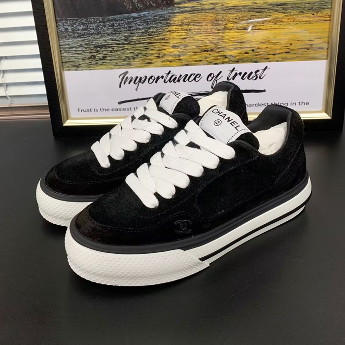 シャネルレディース ブラック スニーカー -   - chs378x