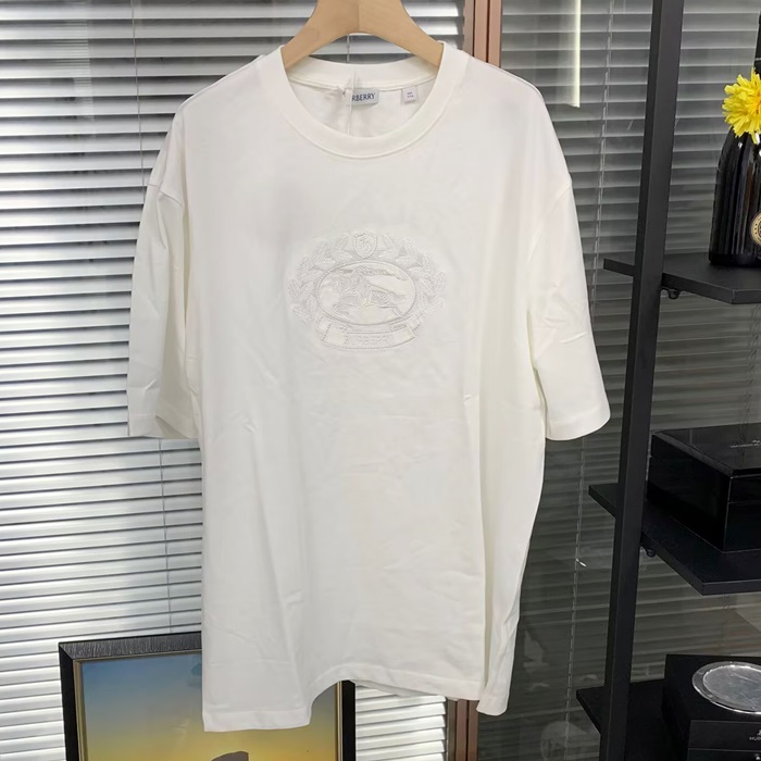 バーバリー メンズ 半袖Tシャツ - Round- buc2722x