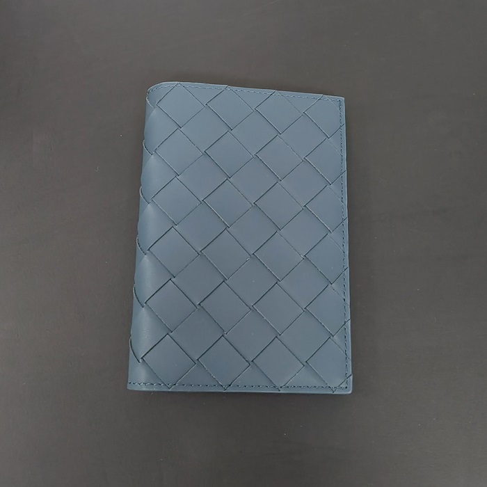 ボッテガヴェネタ イントレッチアート パスポート財布 - Passport - bvw232x