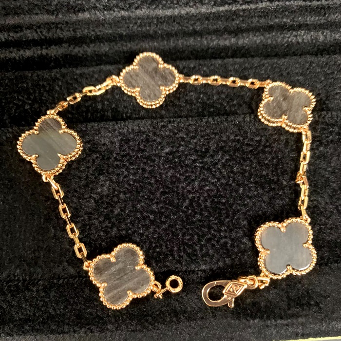 ヴァンクリーフ＆アーペル レディース ゴールド ブレスレット -   Gold Bangle - acc1107x