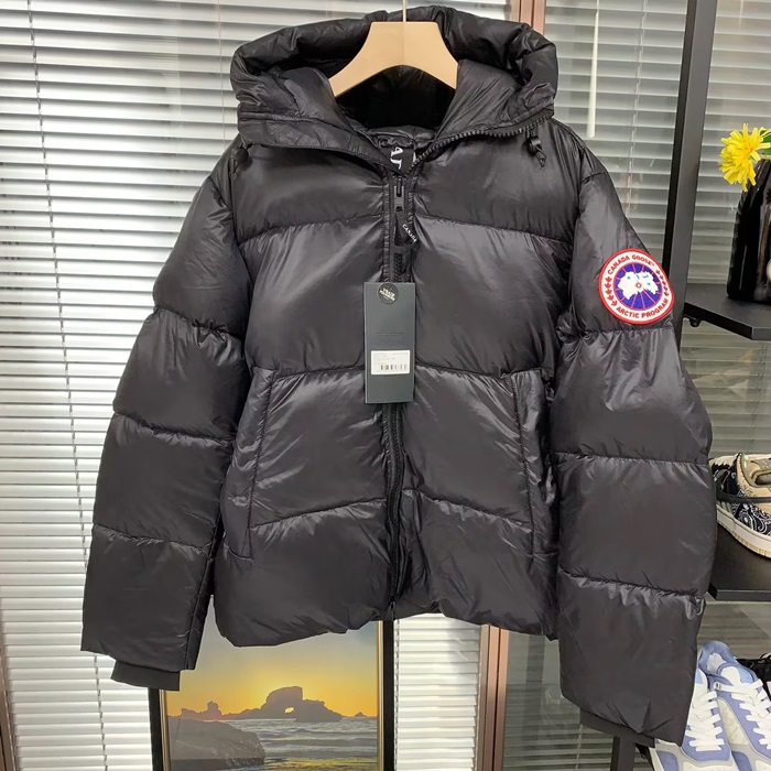カナダグース メンズ ブラック パディング - can426x