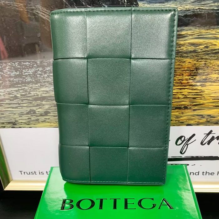 ボッテガヴェネタ メンズ グリーン パスポート 財布 - Green Passport - bvw168x