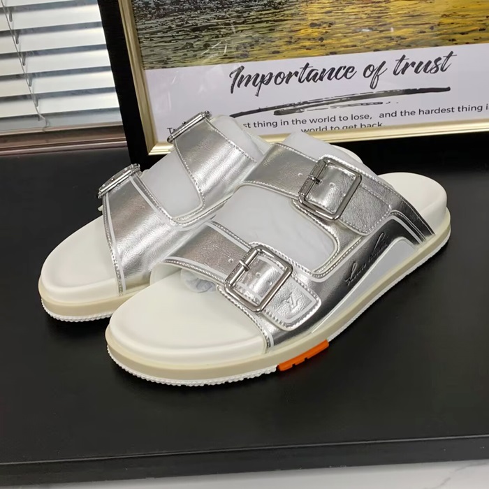   Slipper,LOUS2092 - ルイヴィトンメンズレザースリッパシルバー