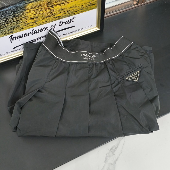 プラダ レディース ブラック プリエ リナイロン スカート -  Long Skirts - prc1941x