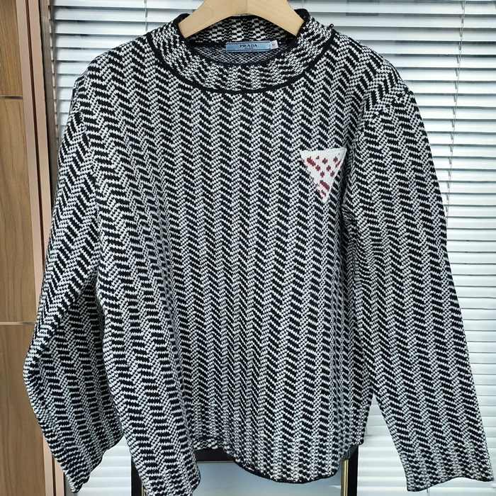 プラダ メンズ ラウンドネックセーター - er - prc3201x