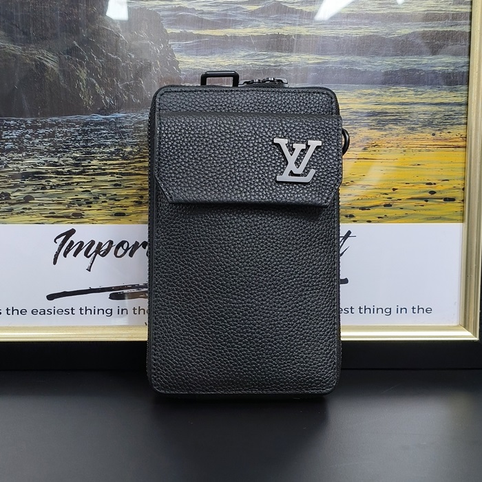 ルイヴィトン メンズ ブラック カメラバッグ M57089 -  Camera bag - lvb95x