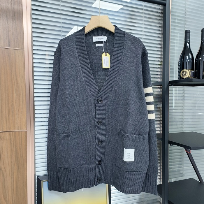 トムブラウン メンズ Vネック カーディガン -   - thc3074x