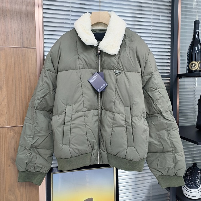 プラダ メンズ カーキ パディング ジャケット - khaki - pr808x