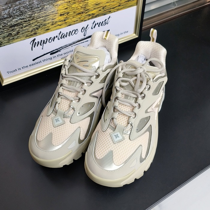 ルイヴィトン LV メンズ ランナー ベージュ スニーカー  -   - lv1916x