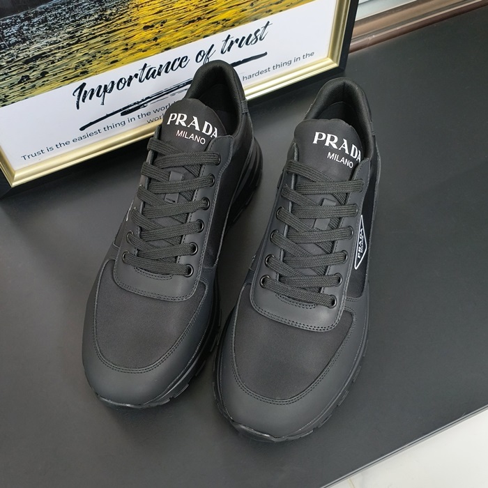 プラダ メンズ ブラック スニーカー -  - pr354x