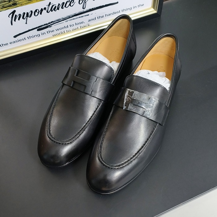 エルメス ユニセックス パリローファー  - Loafer - he260x