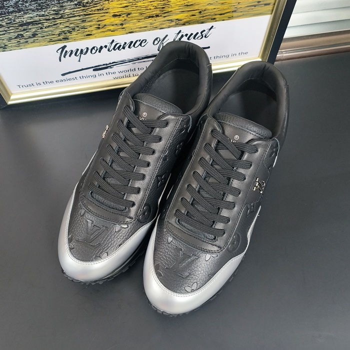 ルイヴィトン メンズ ブラック スニーカー -   - lv167x