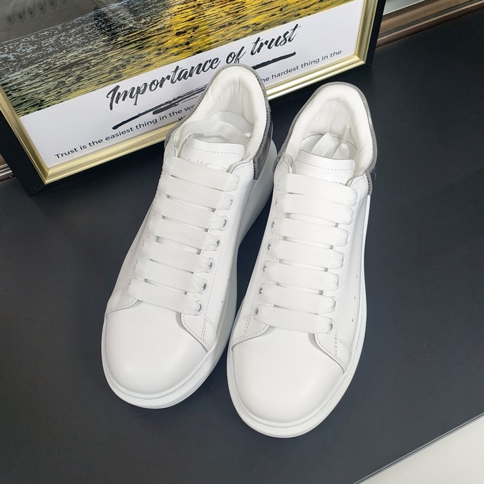 アレキサンダーマックイーン メンズ ホワイト スニーカー - Alexander McQueen White  - aqs1878x