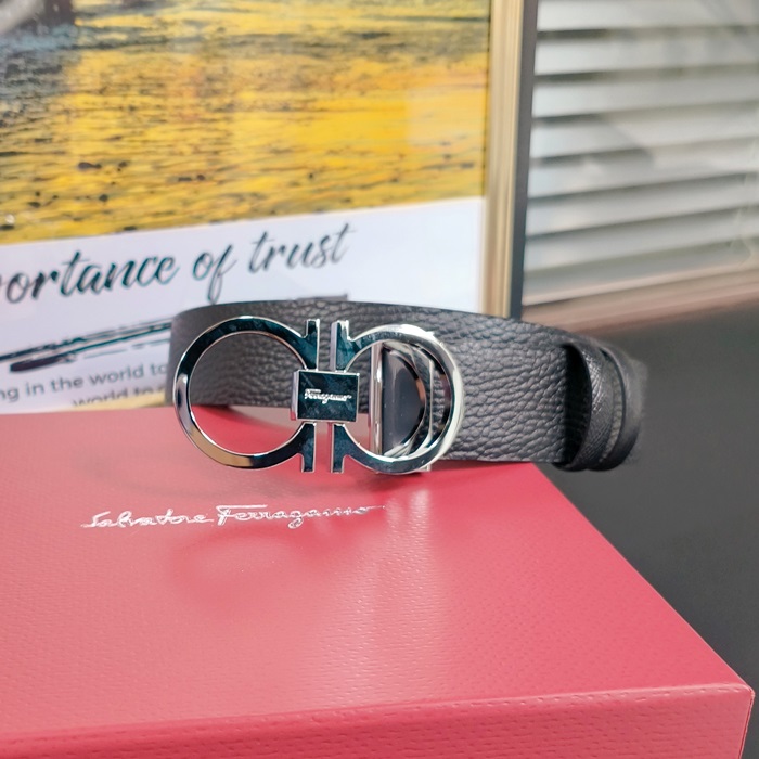 Man  - サルヴァトーレ フェラガモメンズレザーベルト FERBT0068,ブラック(シルバー)