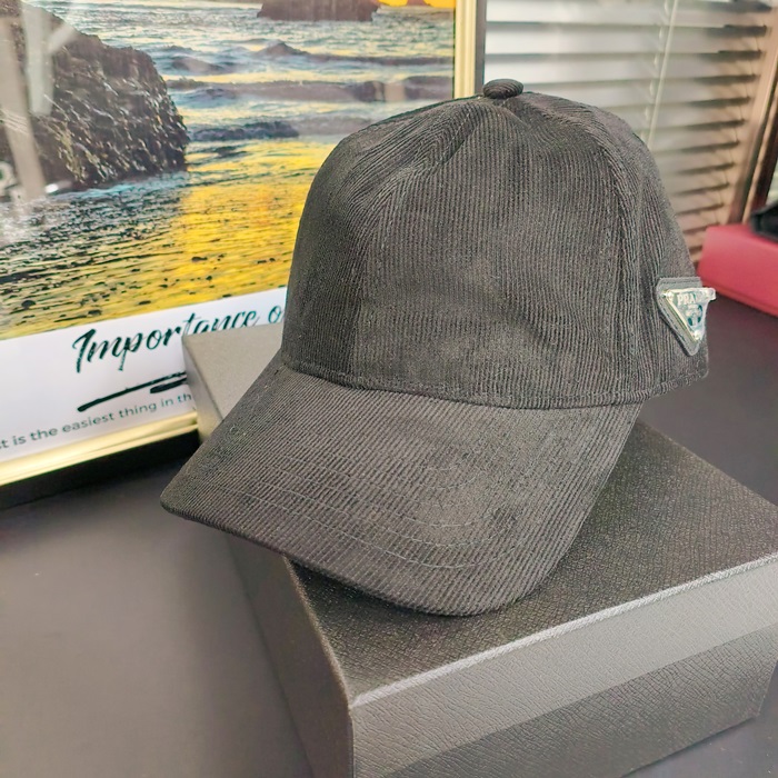 プラダ ユニセックス ブラック ボールキャップ - PradaBallcap - acc1506x