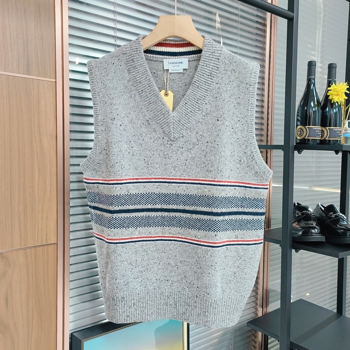  トムブラウン メンズ Vネック ベスト - tho1462x