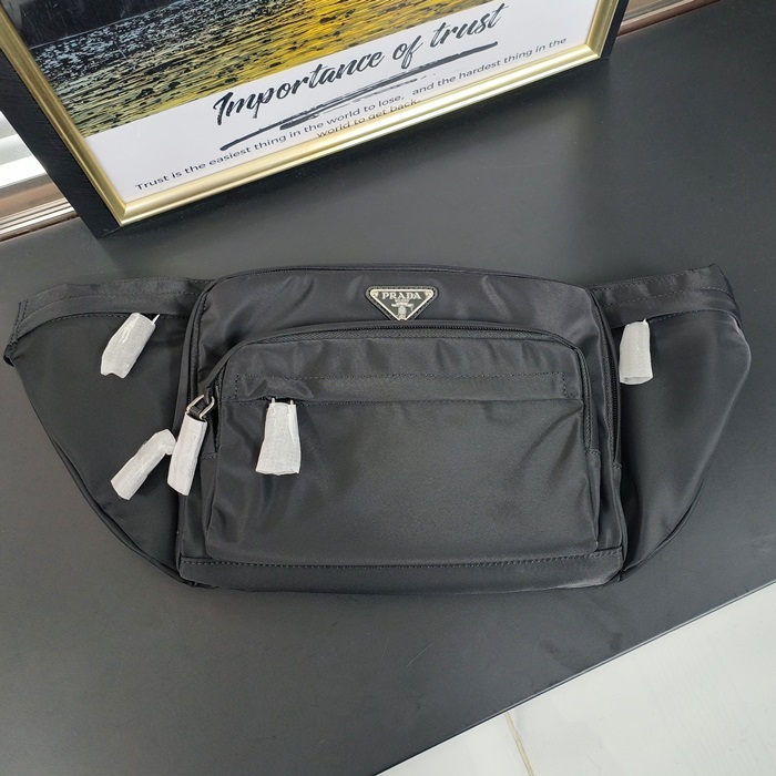 2019 Nylon プラダメンズ ナイロン ウエストバッグ ,2VL003,26cm,ブラック