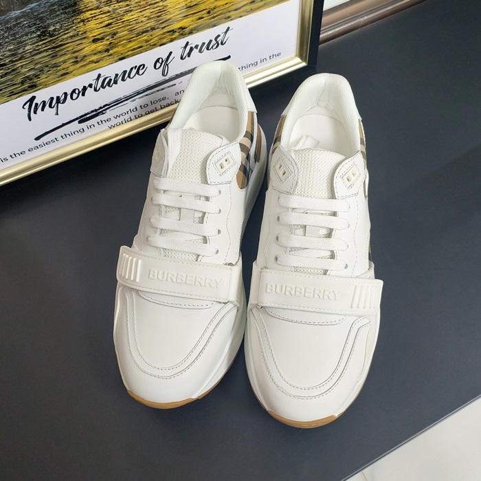 - バーバリーメンズ ランニングシューズ BURS0114,ホワイト