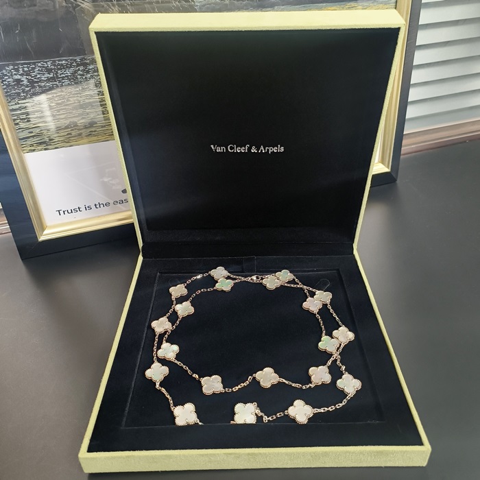 ヴァンクリーフ＆アーペル レディース ホワイト ネックレス -   White - acc378x