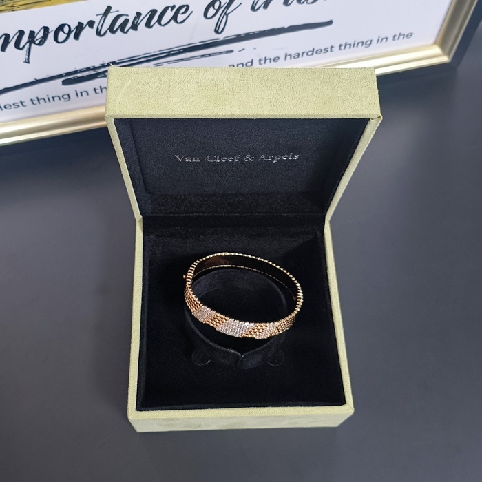 ヴァンクリーフ＆アーペル レディース ペルレリ ダイヤモンド ブレスレット -   Perlée Diamond Bracelet - acc3991x