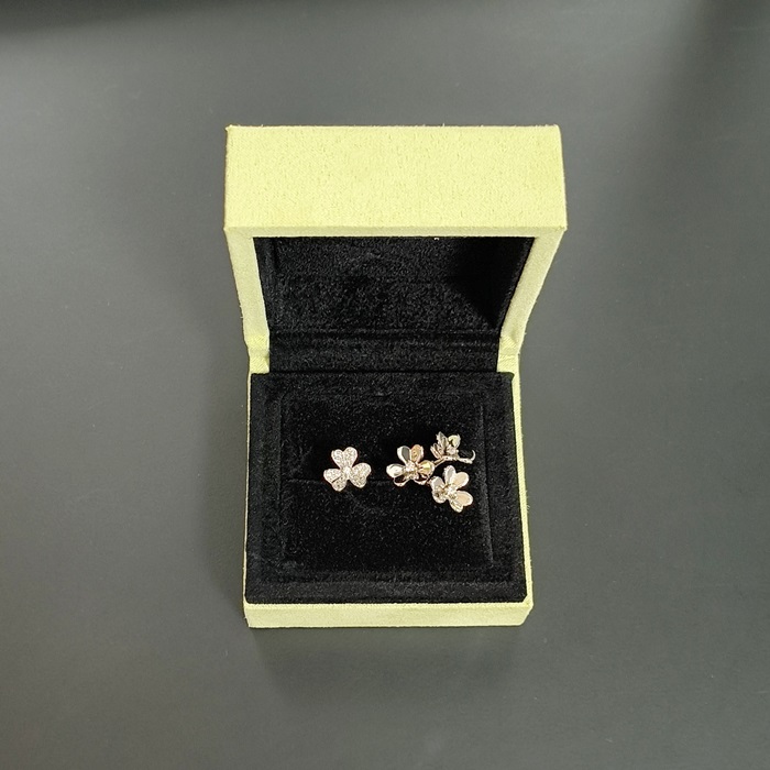 ヴァンクリーフ＆アーペル レディース フリーボール フラワーリング -   Frivole RIng - acc3936x