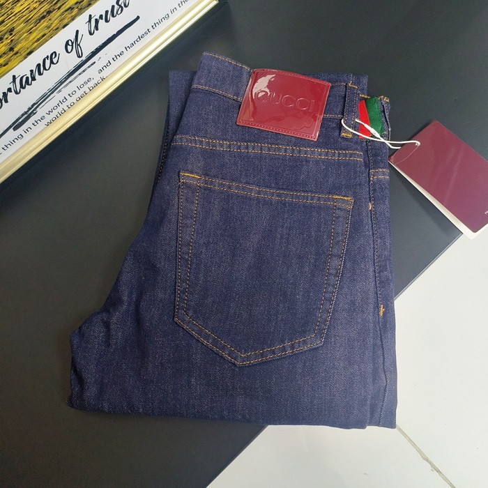 グッチ メンズ クラシック ジーンズ -- guc5008x